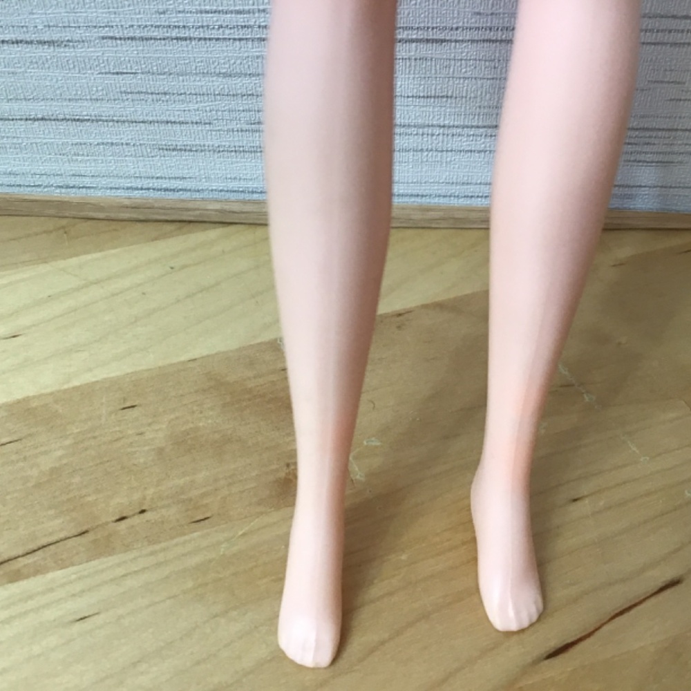 MIMI World Korean Fashion Doll - Picture 5 of 14